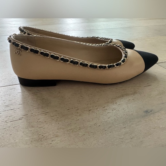 Chanel Lambskin Grosgrain Chain Cap Toe Flats 37 - Picture 9 of 12